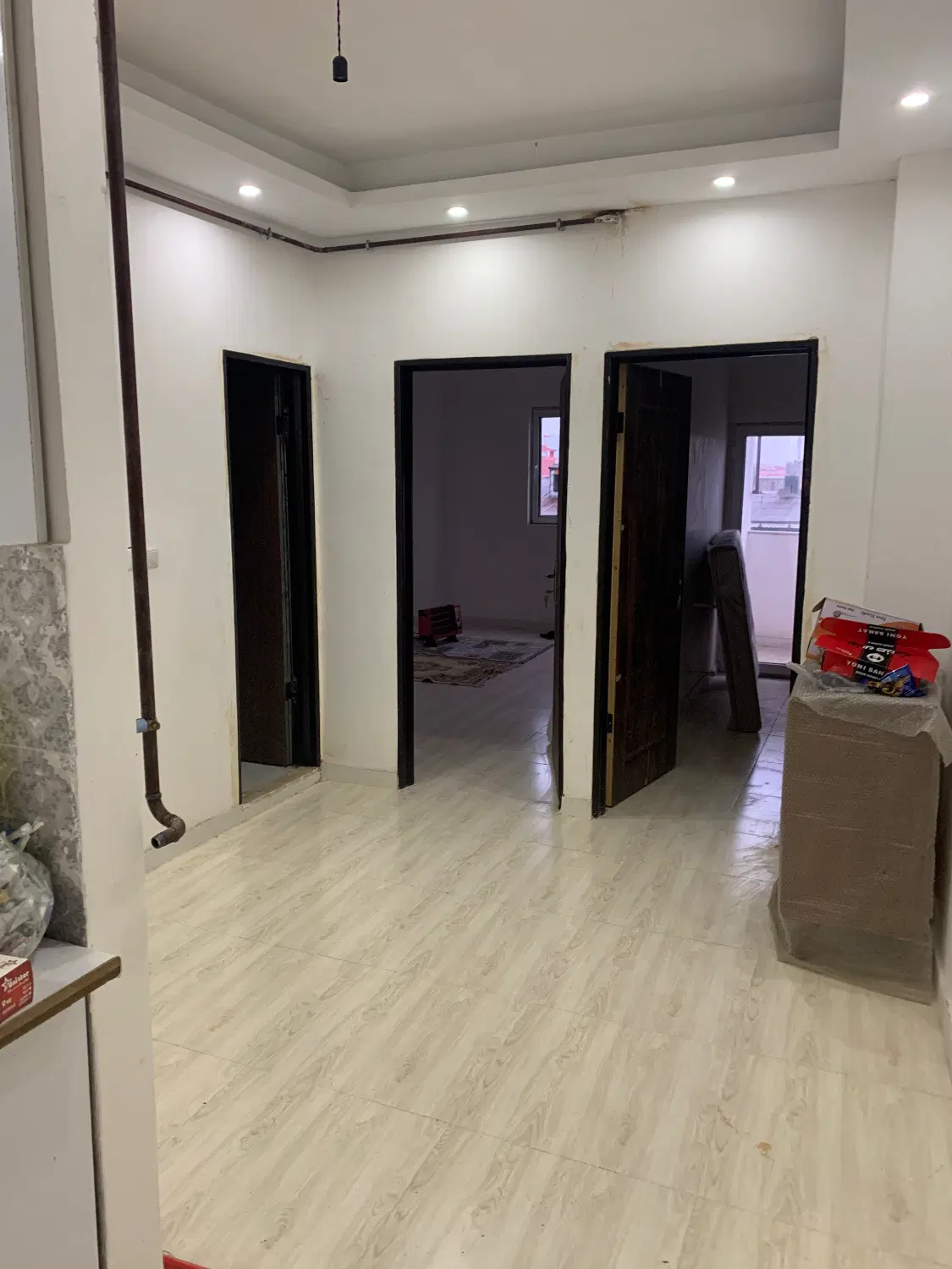 واحد ۱۴۰متری در فلکه گاز تاپ لوکیشن