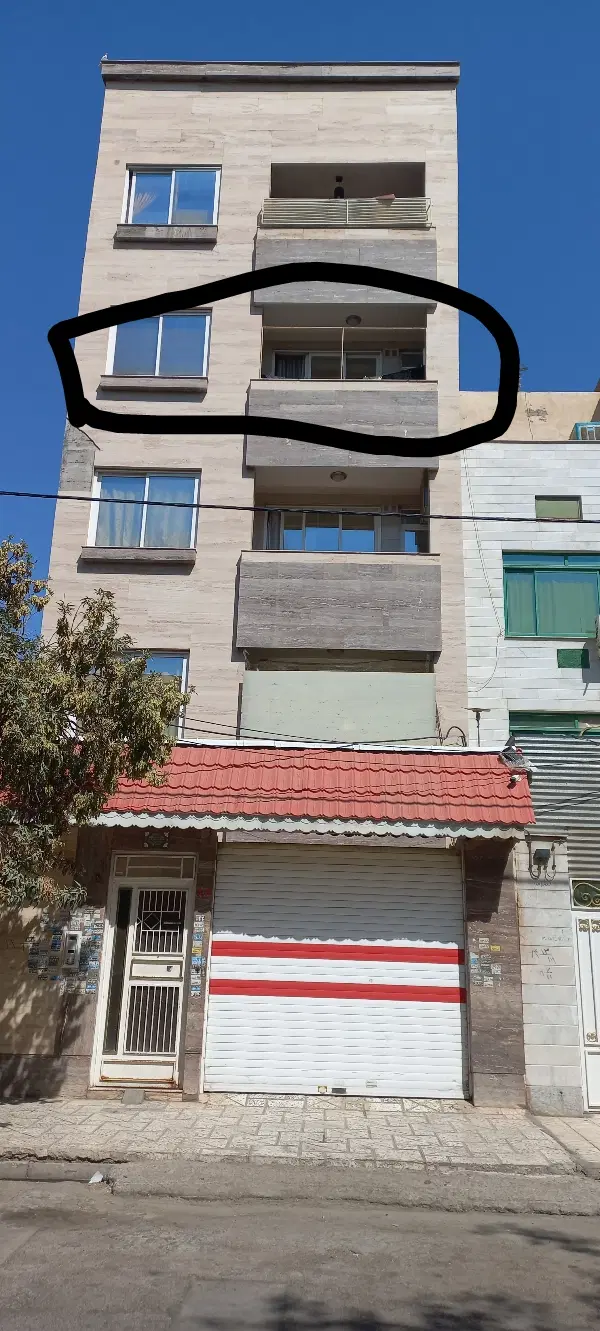 آپارتمان تک واحدی