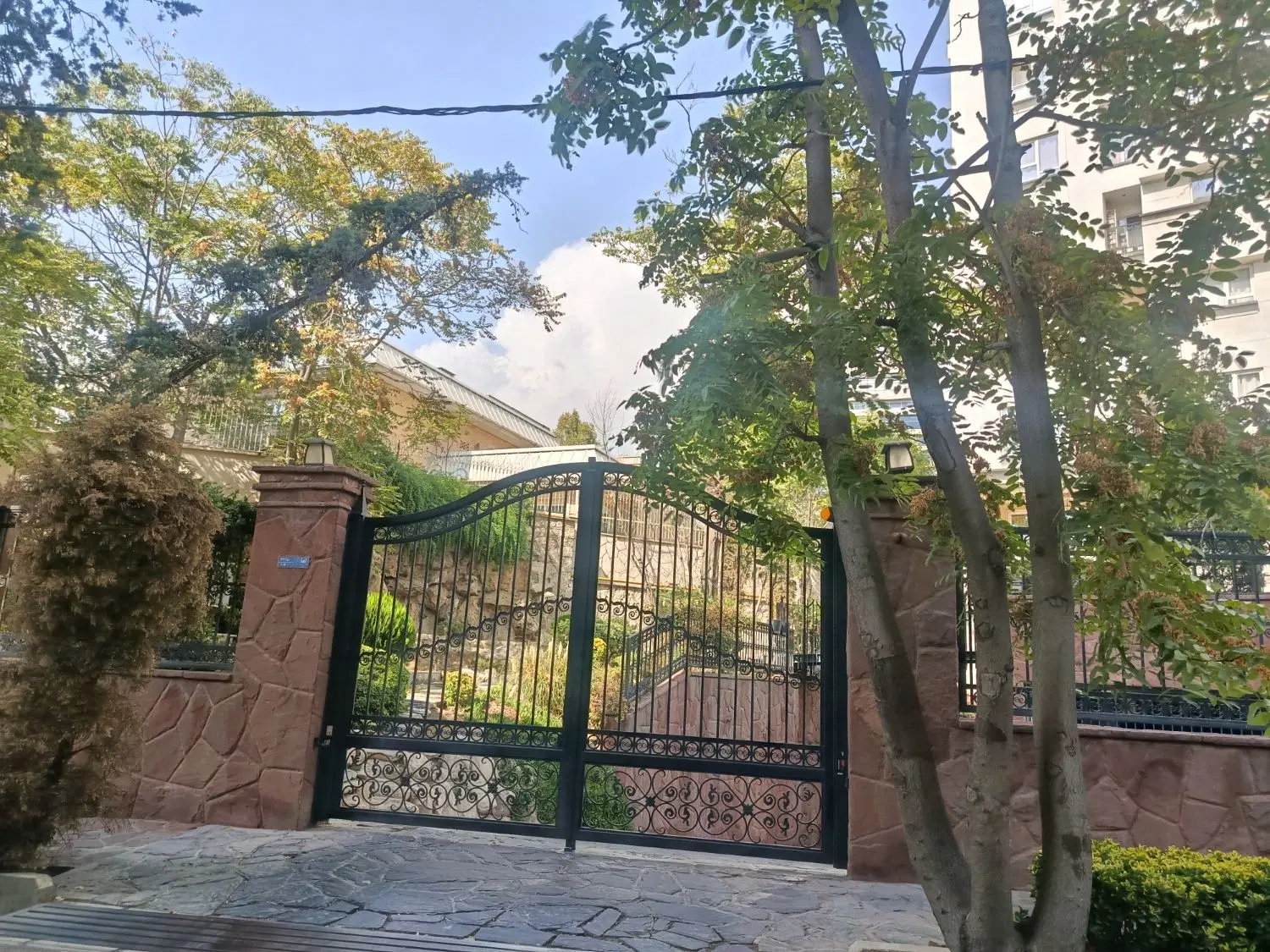 فروش آپارتمان ۷۷ متری در بهترین جای ازگل