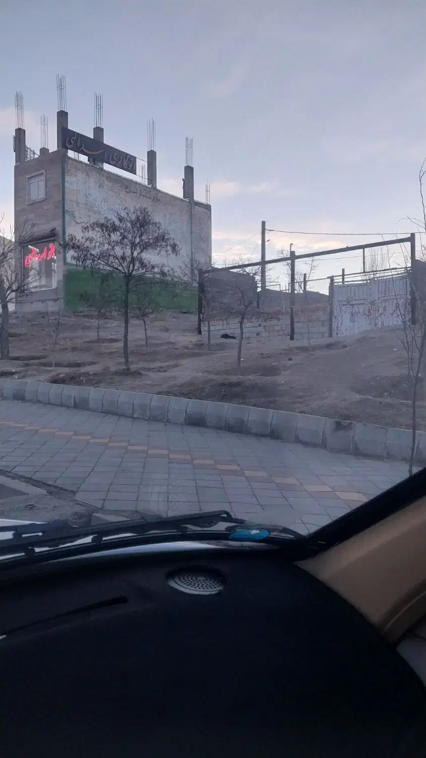 فروش قطعه زمین مسکونی تجاری۲۰۵م موقعیت عالی اندیشه
