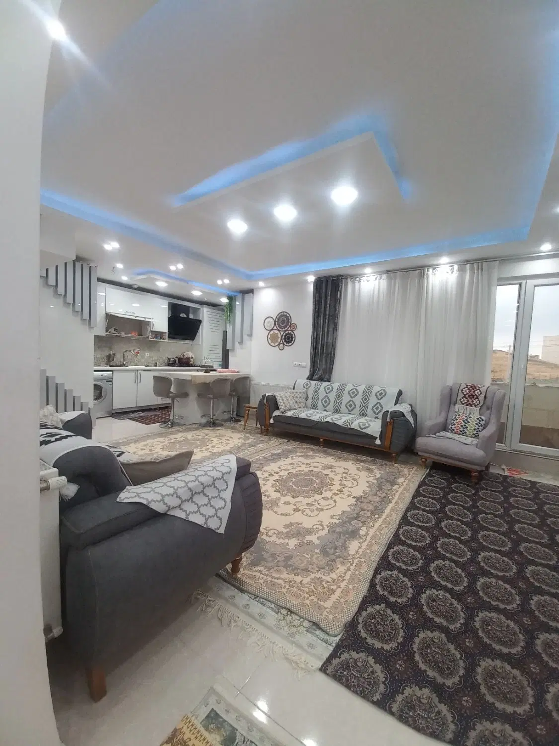 فروش واحد لاوان، ۲_۱۹، دونبش، جنوبی