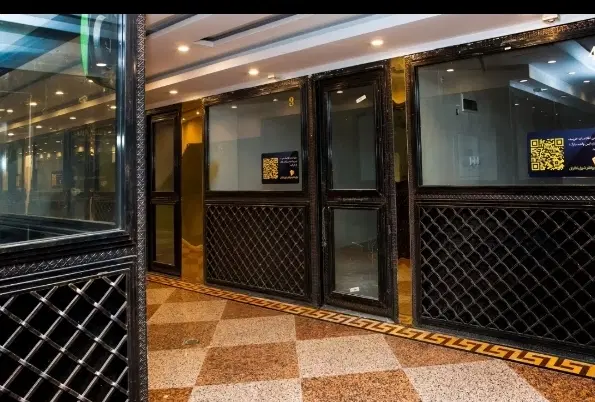 مغازه ۱۴ متری در مجتمع تجاری دنیای نور زیرقیمت