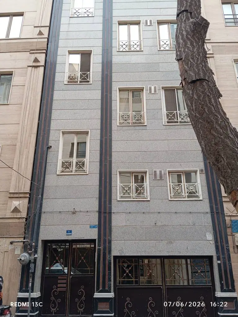 61 متر _ دیلمان _ دو خواب _ پارکینگ اختصاصی