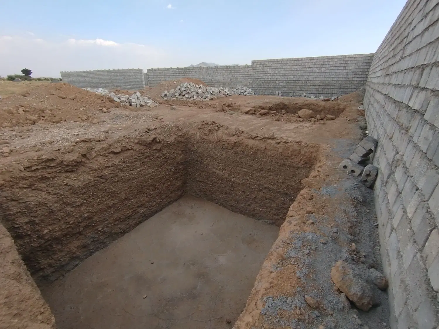 زمین باغی ۲۵۰ متری معاوضه با پراید