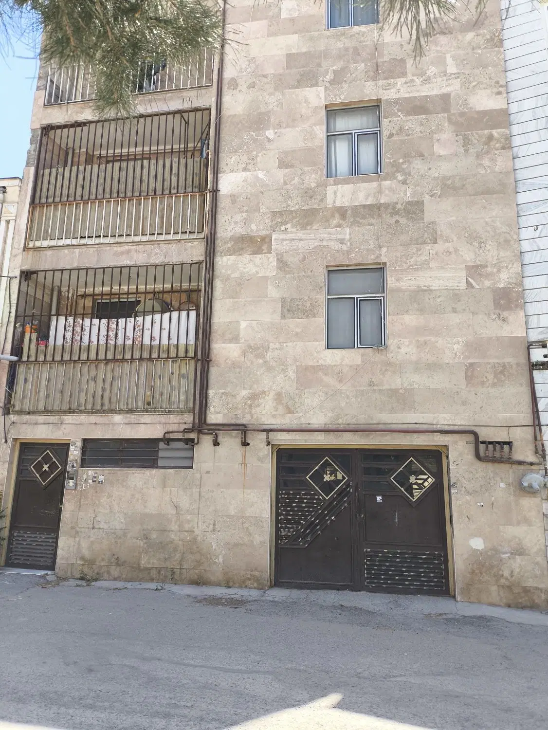 آپارتمان 72 متری شهرک پارسیان