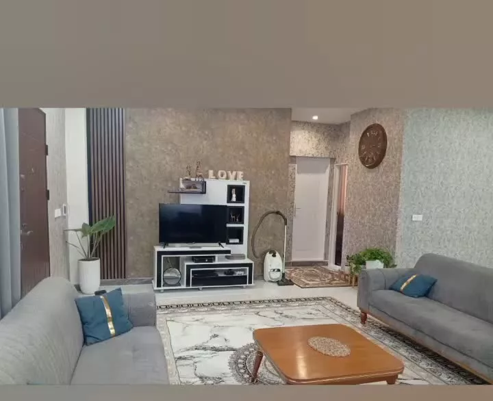 ویلا دوبلکس جنگلی،لب رودخونه، استخر دار سند تک برگ