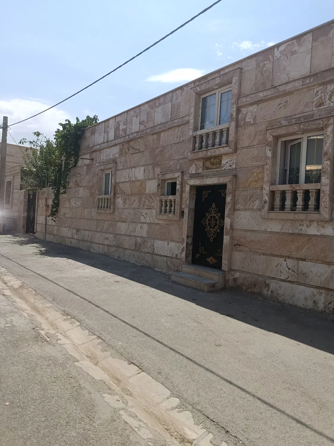 خانه ویلایی فول امکانات(بازسازی کامل ۱۴۰۵)