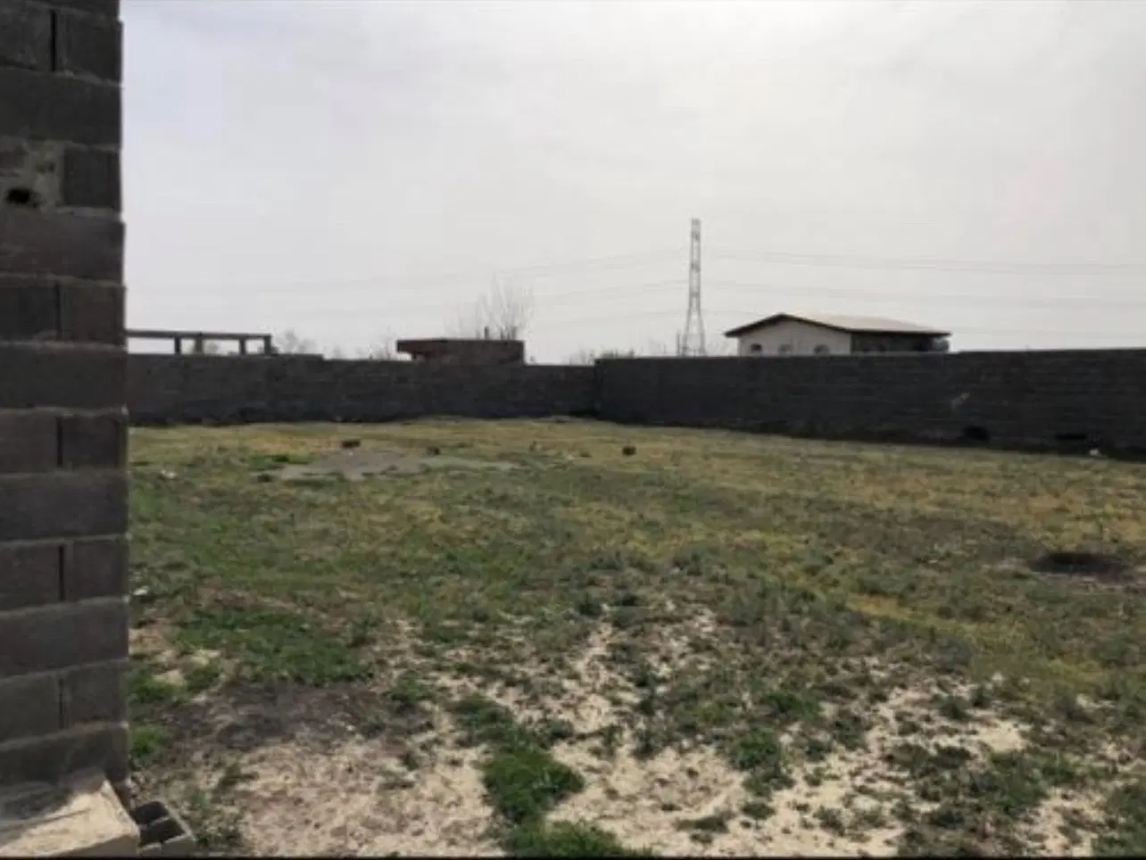 ۷۱۰ متر زمین ۴ دیواری تهراندشت