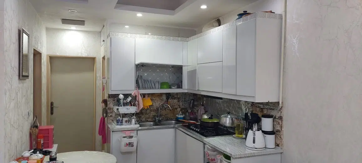 واحد ۶۳ متری نما سرامیک ۴ درب مجزا