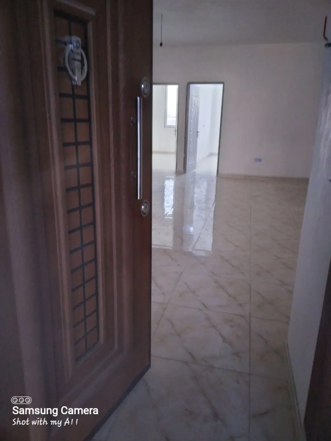 خانه کرناچی بر خیابان