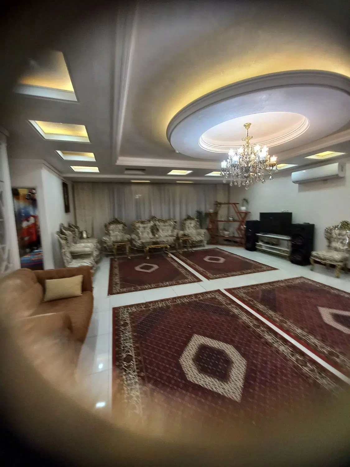 واحد ۹۶متری فول لاکچری