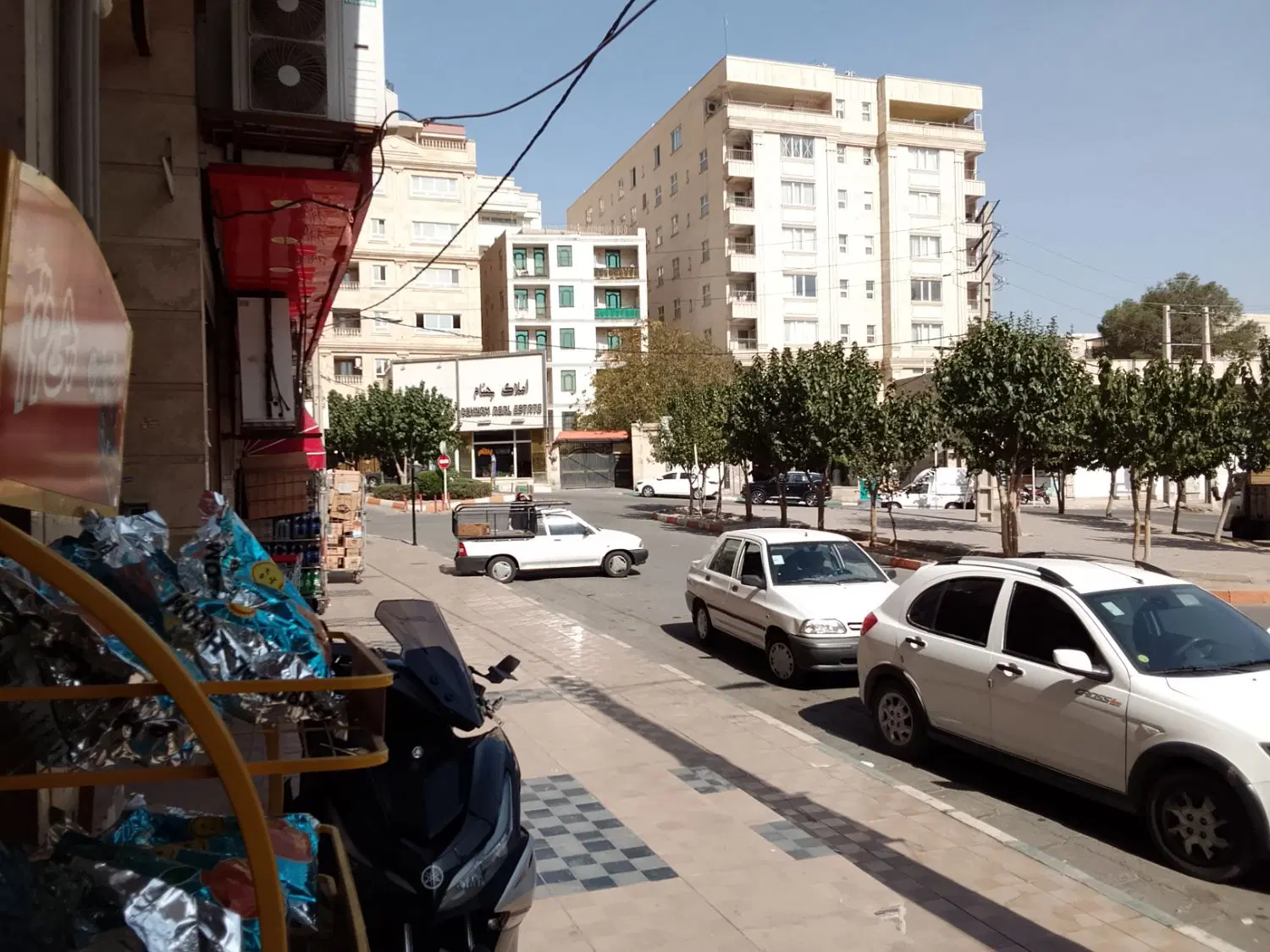 اجاره مغازه ۱۰۰متری همایون ویلا میدان فولادی