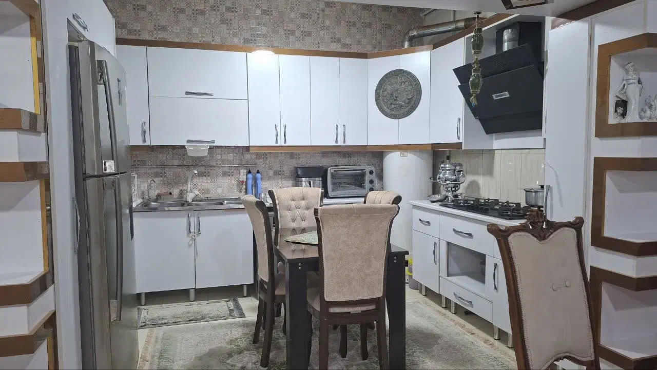 واحد۱۳۰متری اجاره