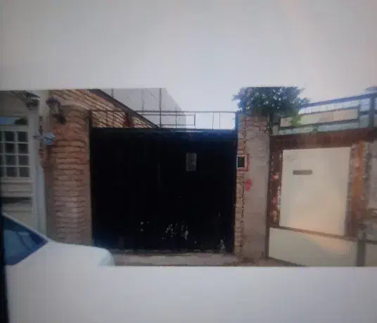 زمین چهار دیواری مسکونی