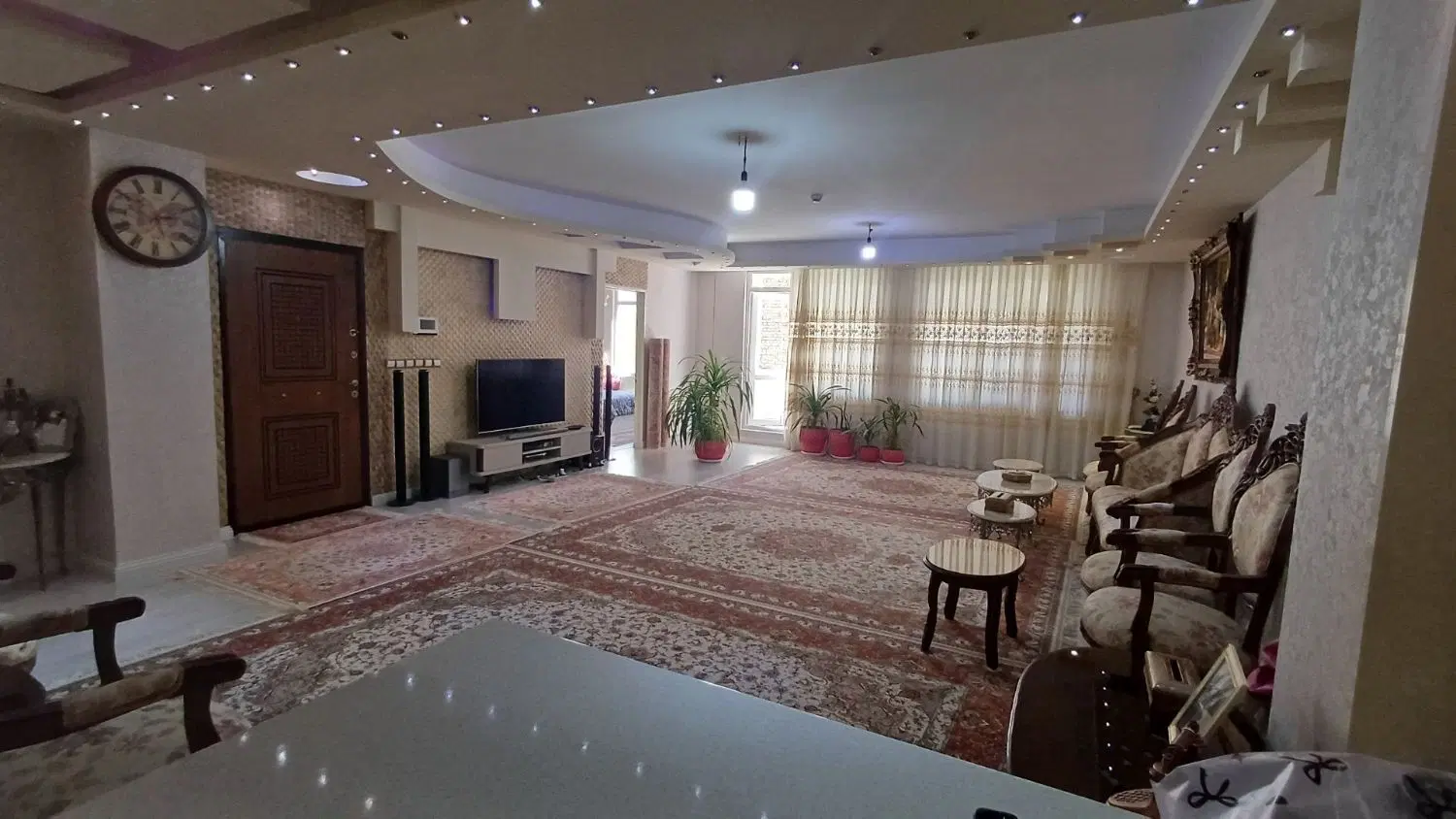 اپارتمان 130 متری بهترین کوی قراغاج