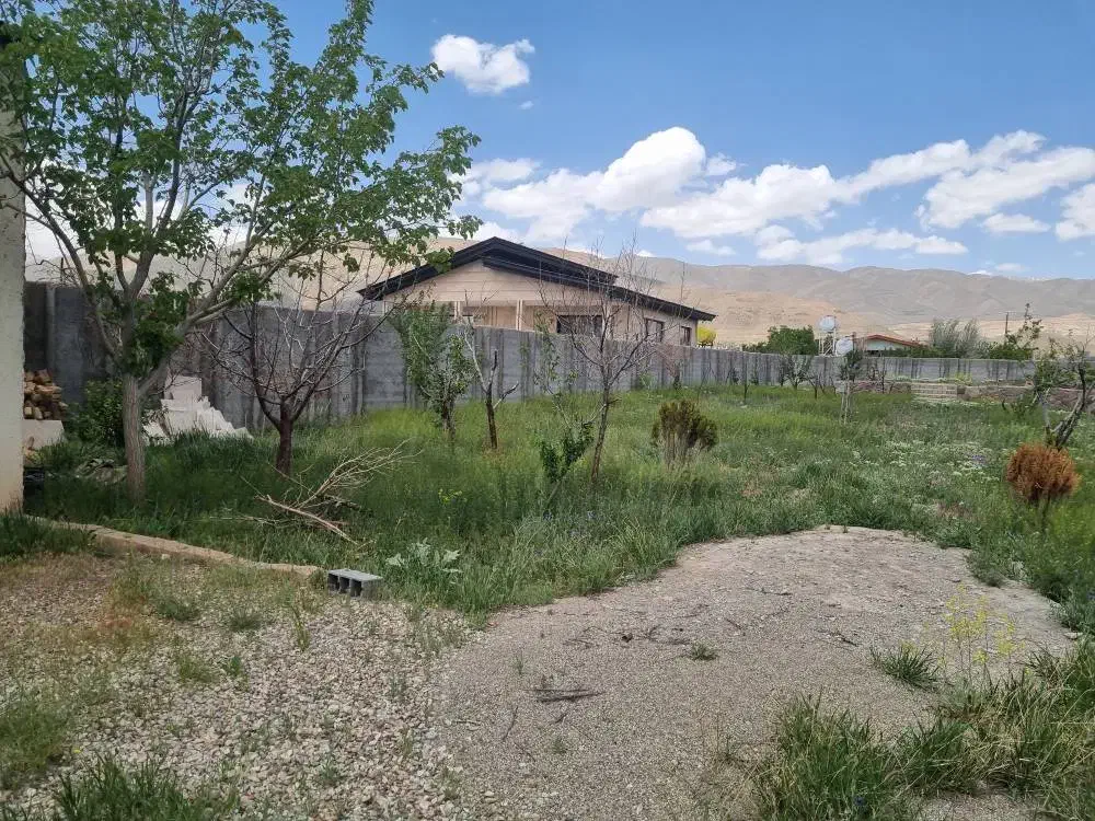 زمین ۲۵۰ متری با سندتکبرگ درسیداباد دماوند