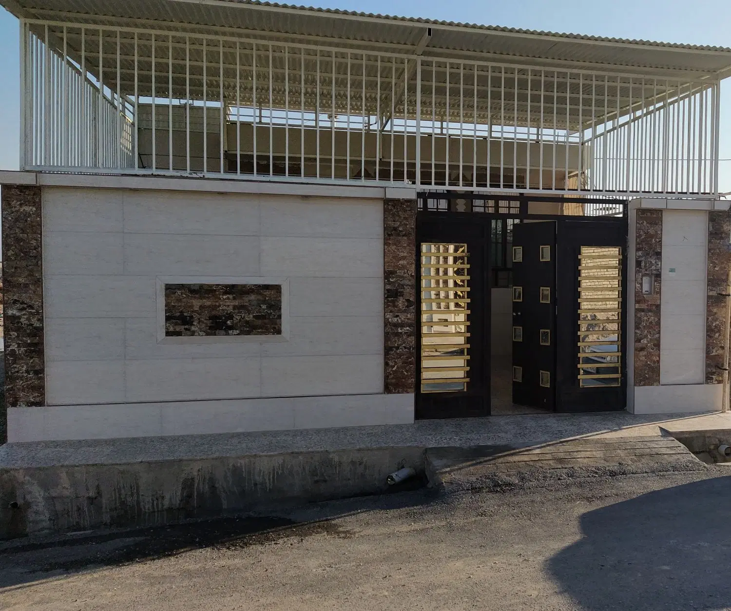منزل مسکونی