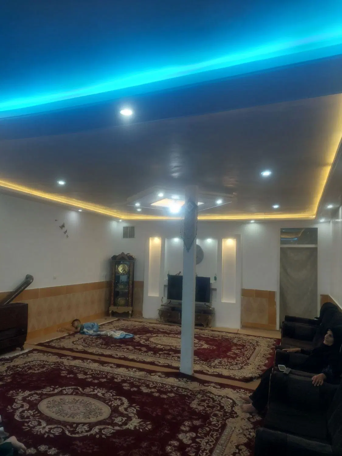 اجاره فروش خانه زمین مغازه سیمتری انقلاب