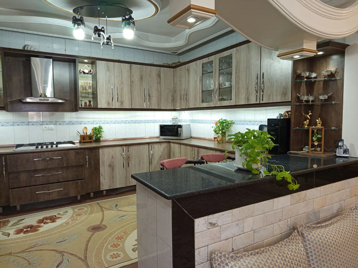 فروش یک واحد مسکونی ۸۰ متری