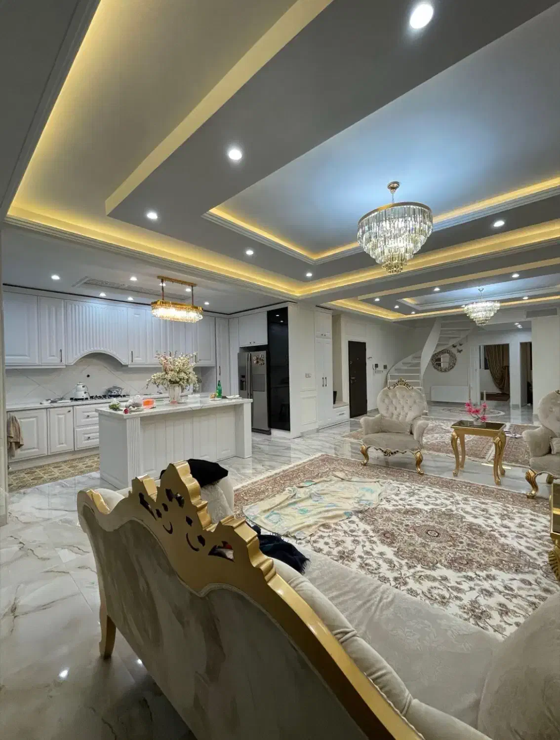 ۱۸۵متر نوساز لوکس هشتگرد قدیم شهرک ولیعصر