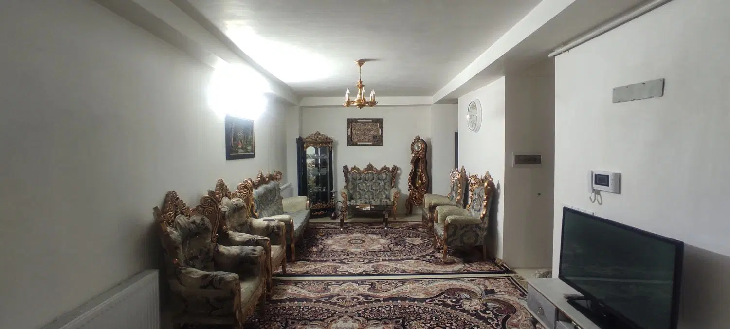اپارتمان نزدیکه بازار.نظام وفا