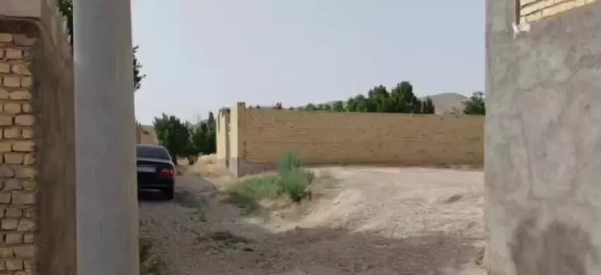 زمین موقعیت عالی تبادکان