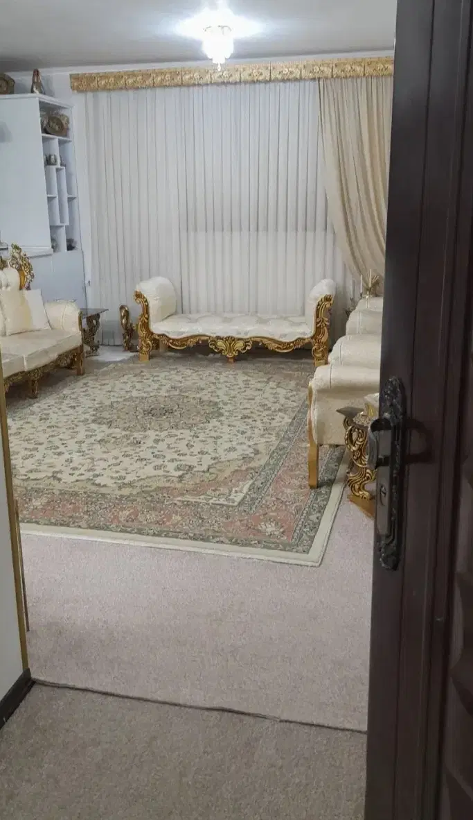 آپارتمان کریستال