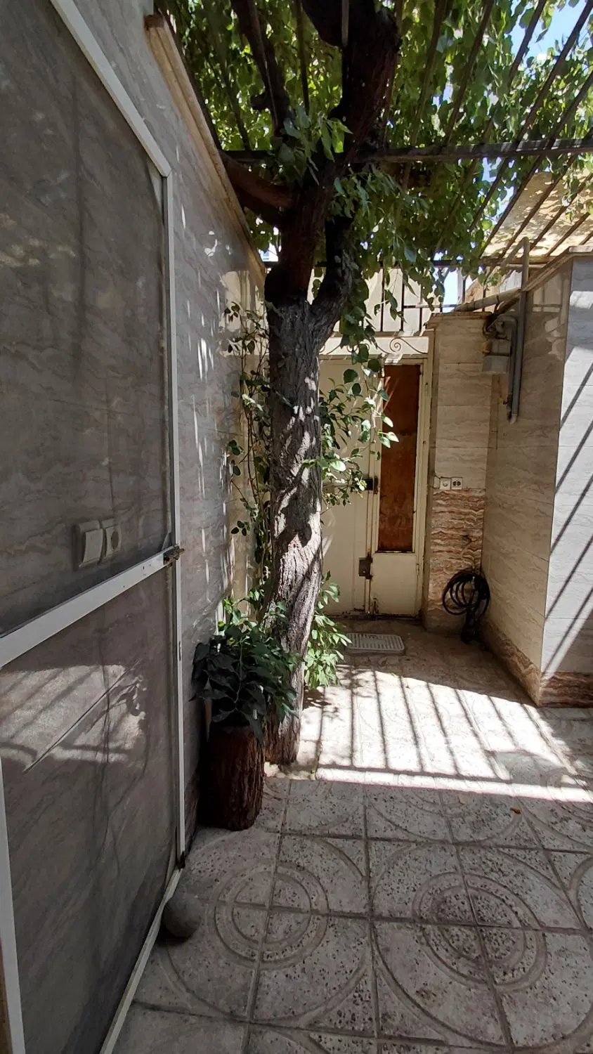 خانه ویلایی ۷۸ متری شاهدشهر