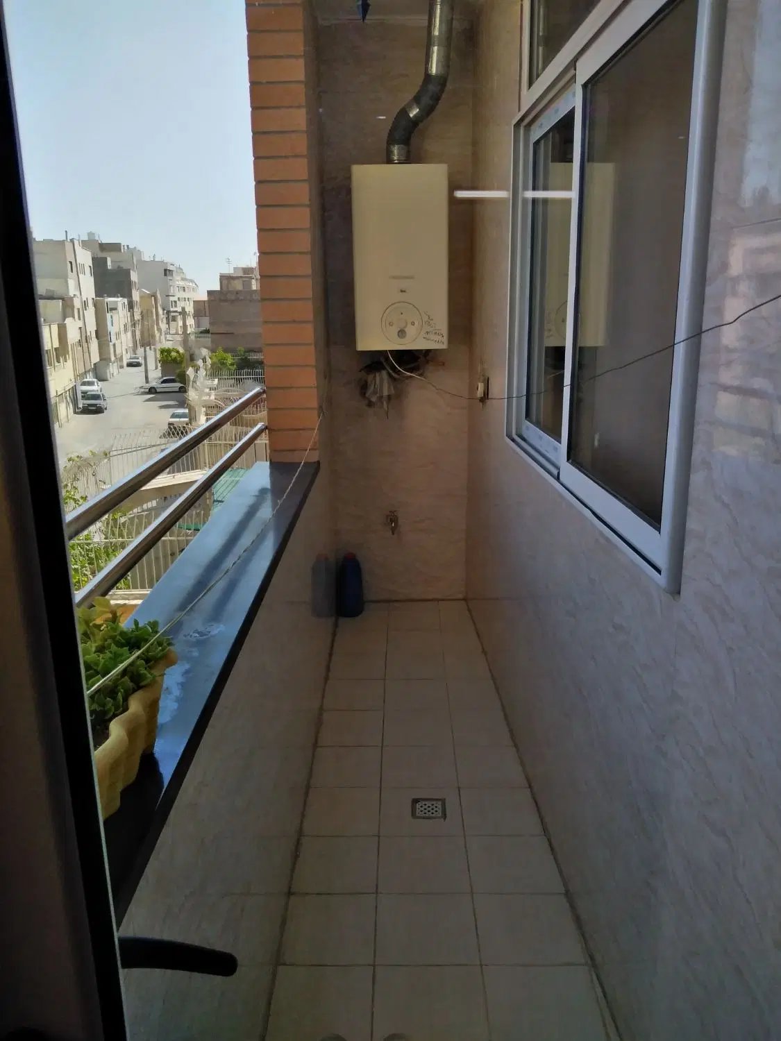 رهن و اجاره یک واحد آپارتمان 3 خوابه