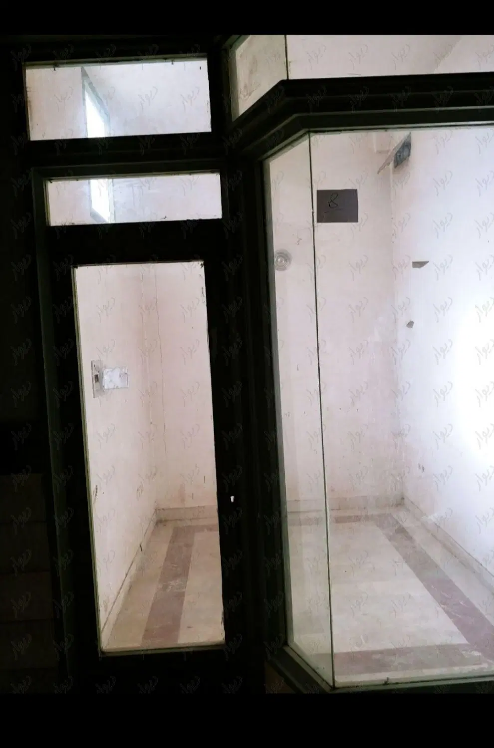 مغازه ۸ مترو نیم  جوادیه پاساژ مهدی ملکیت
