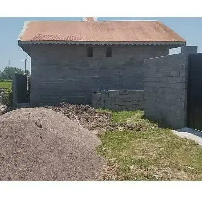 ملک نیمه کاره با متراژ 300متر