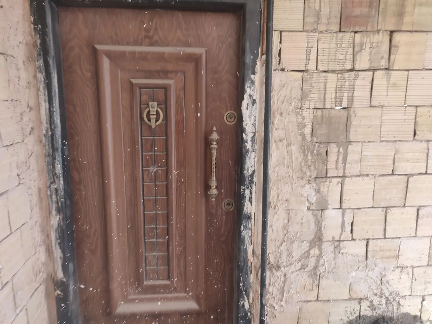 فروش آپارتمان دور قاب طبقه اول