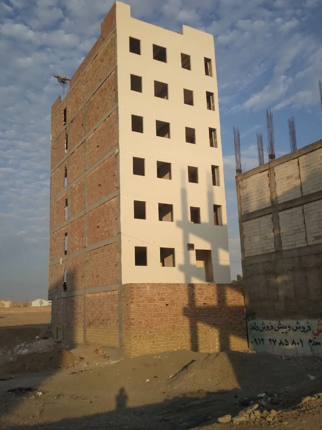 فروش آپارتمان *بکتاش.اول خیابان.کوچه سوم سمت راست.