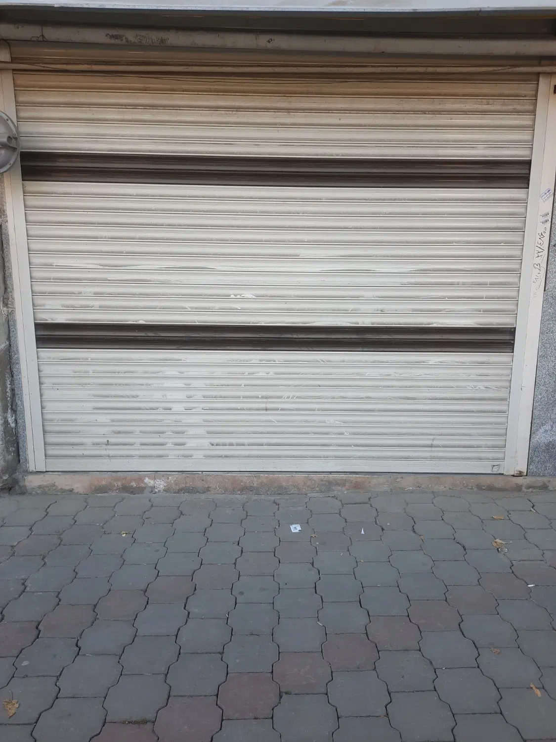 تجاری فروش براصلی ویلاشهر نیایش
