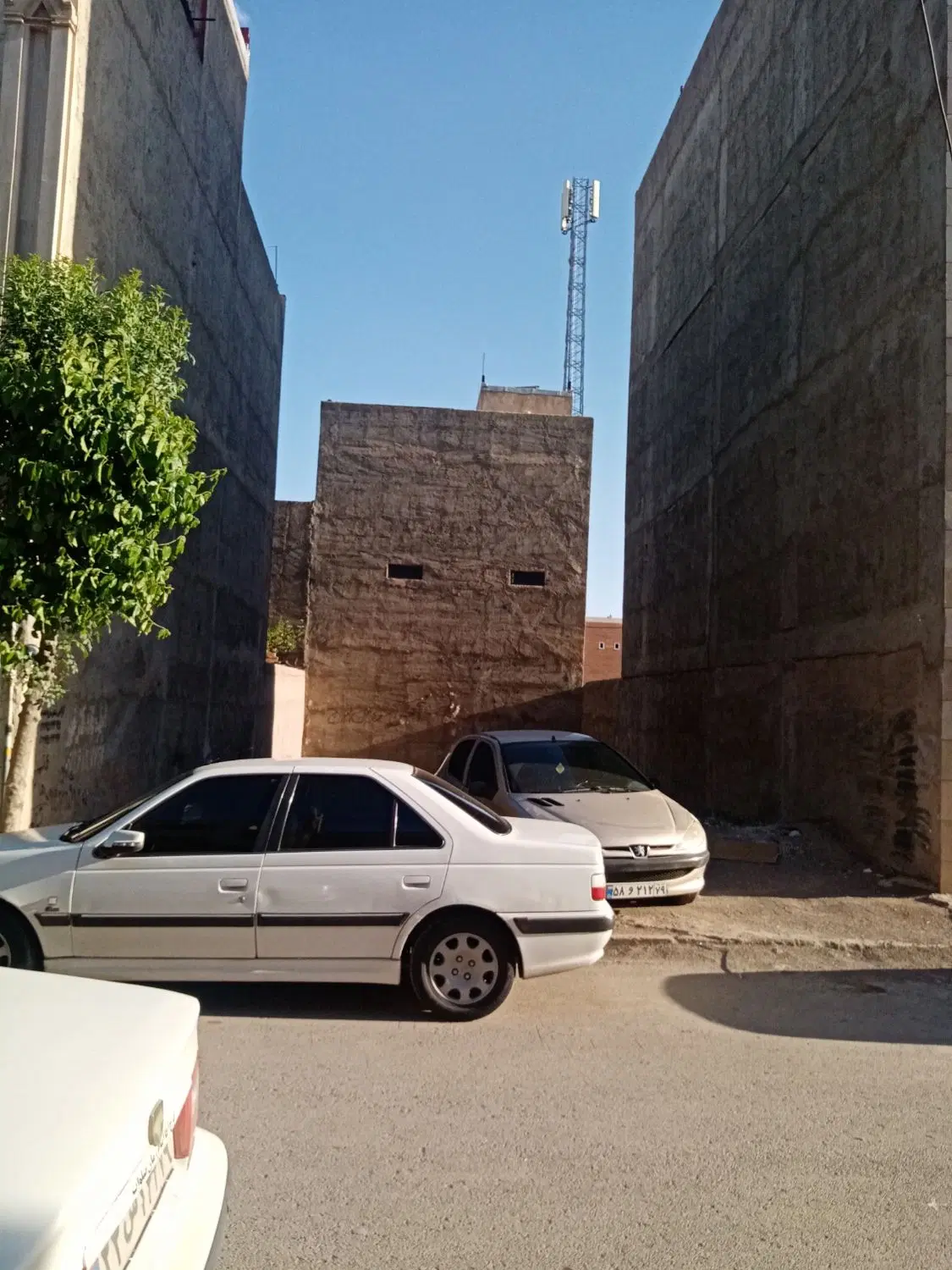 زمین مسکونی