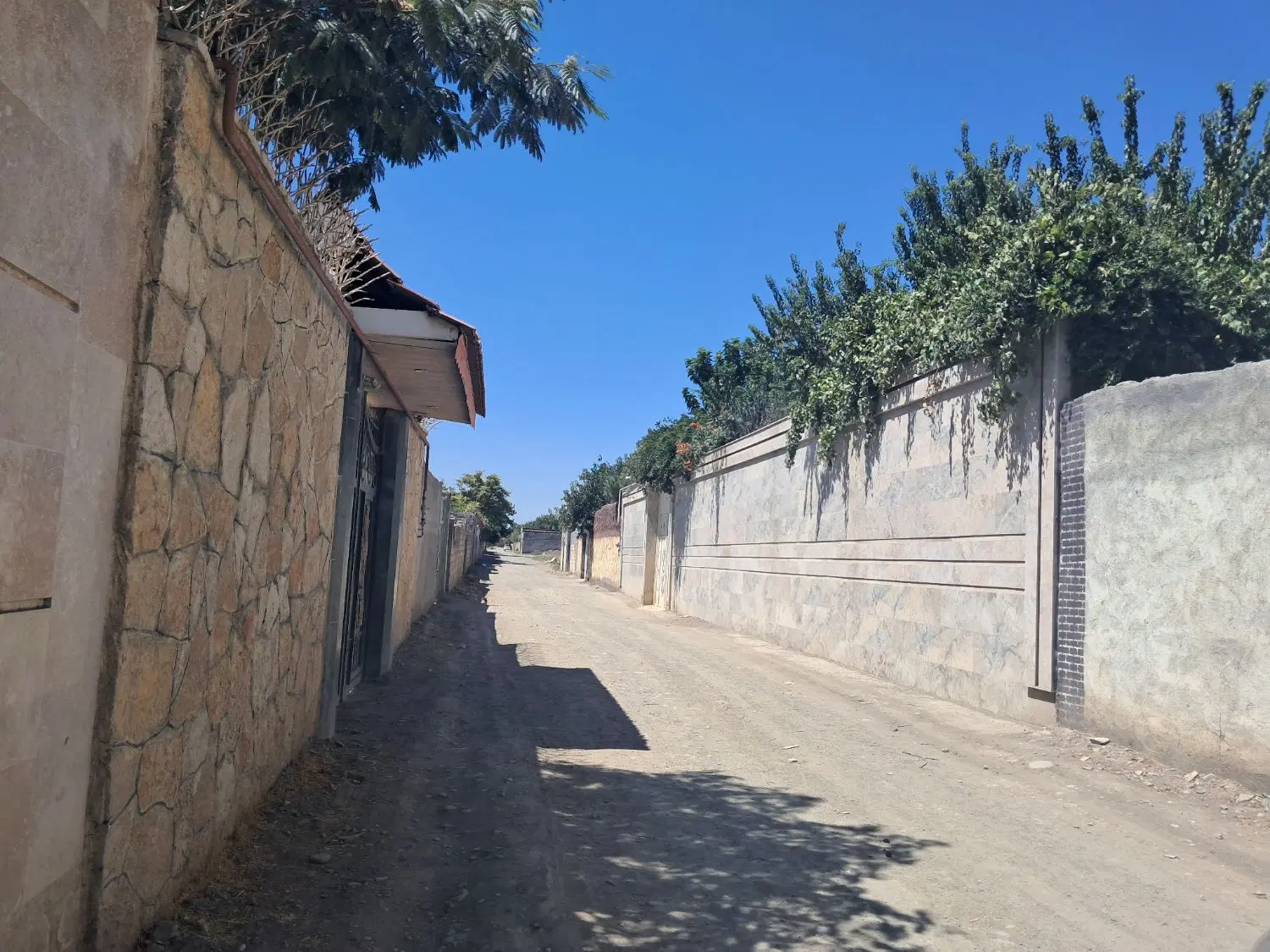 زمین   شاهنامه ۱۸