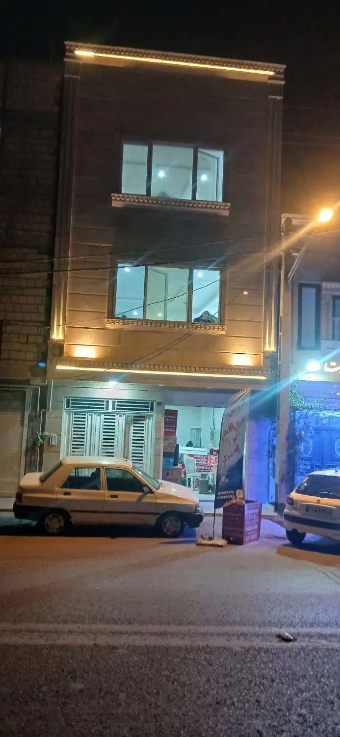 منزل ۴ واحدی تمیز و شیک