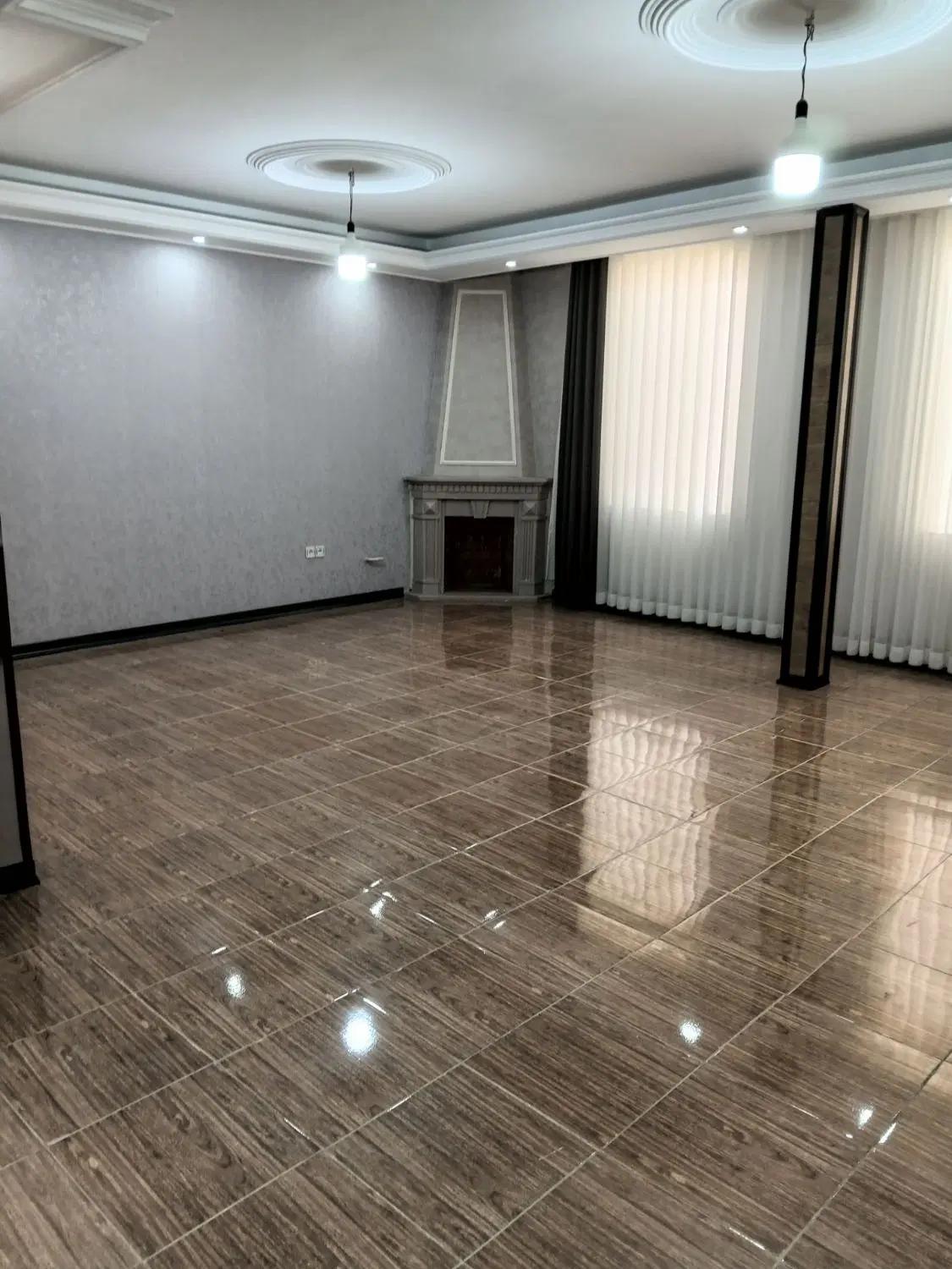 فروش واحد ۱۳۴ متری بهر خیابان پارکینگ اختصاصی