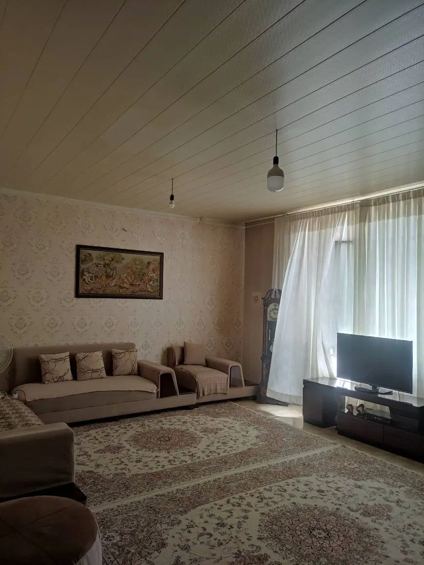 خانه شهرک بهشتی بحرخیابان احرارطبقه همکف