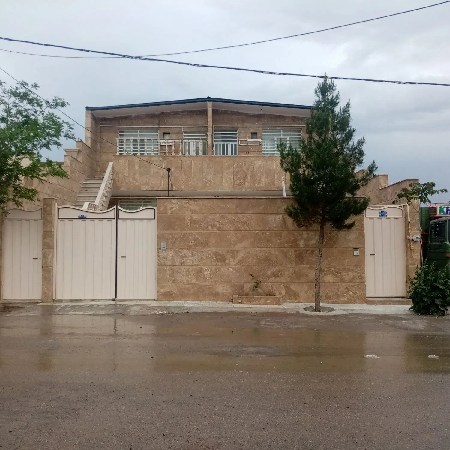 فروش ویلایی همکف _اختیاراباد
