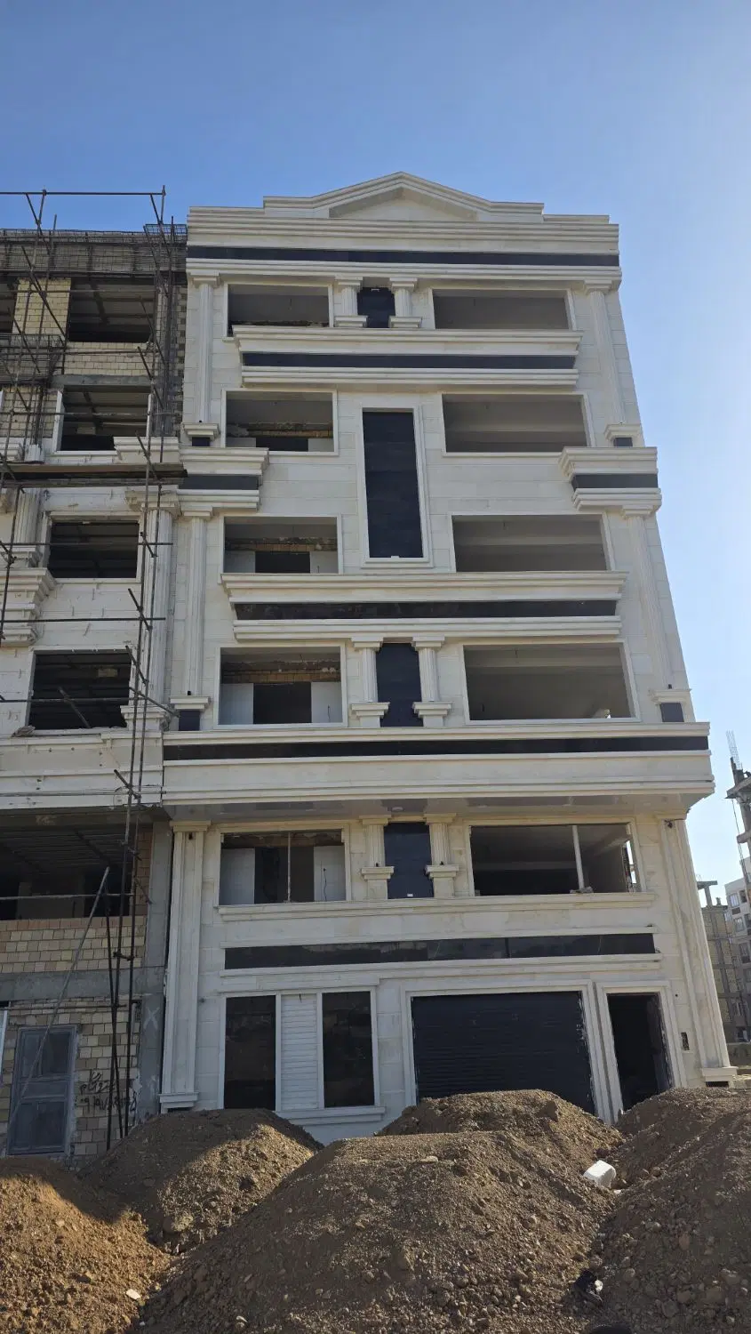 آپارتمان ۱۲۰ متری پارکینگ اختصاصی گندم ۲...سران
