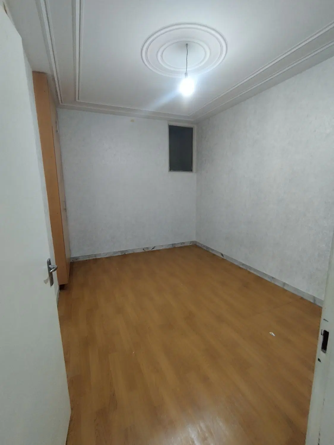 فروش آپارتمان دو خوابه جنوبی خوش نقشه برازنده