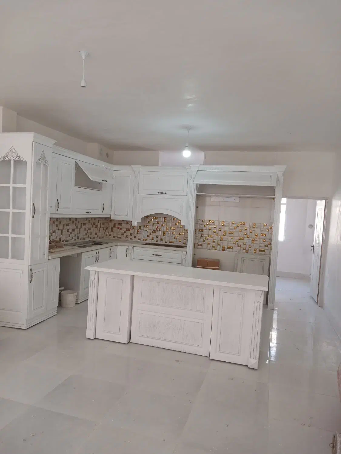 رهن کامل اپارتمان ۸۰  متری شیک  نو ساز