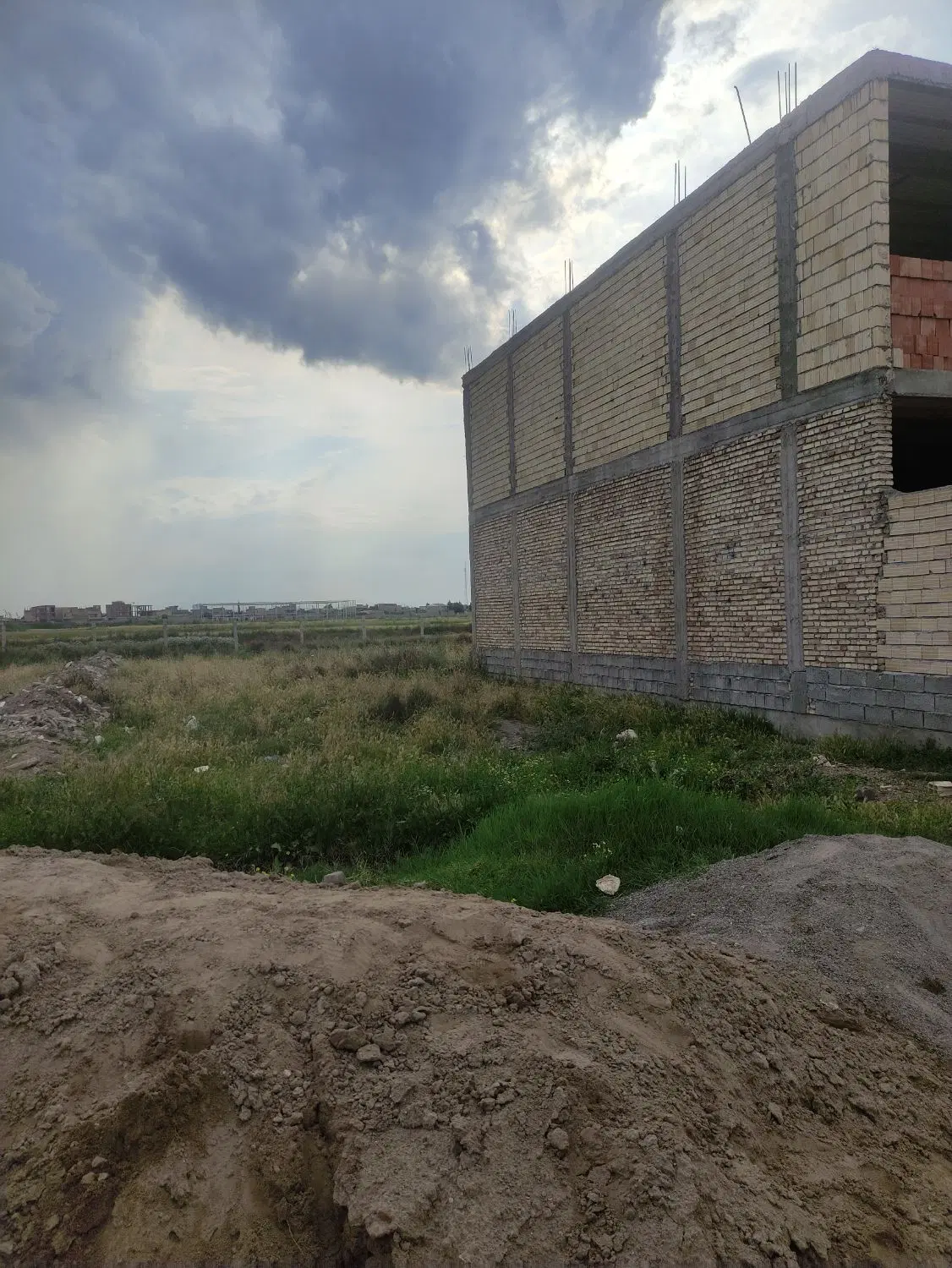 زمین مسکونی ۱۲۰ متری کوچه ۱۸