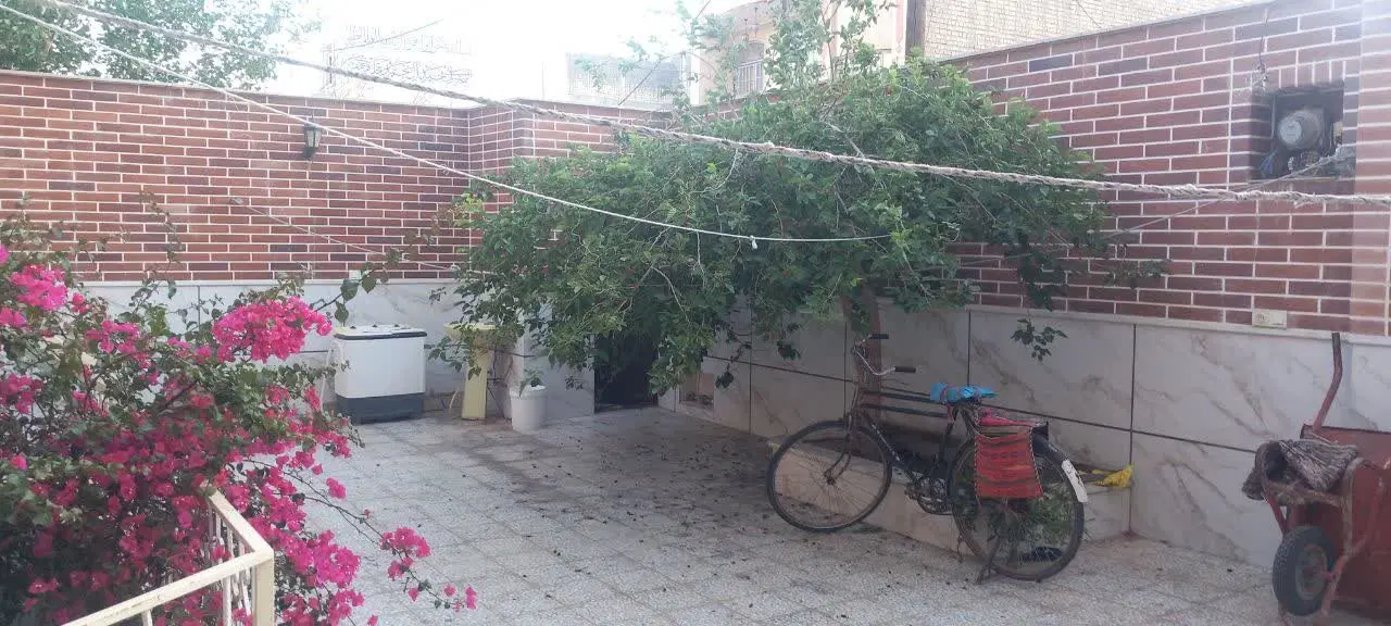 منزل ویلایی دوطبقه بازسازی شده