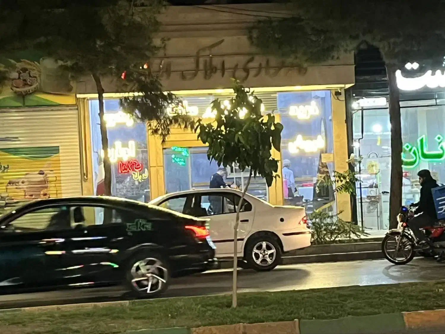 مغازه تجاری حاشیه فلاحی
