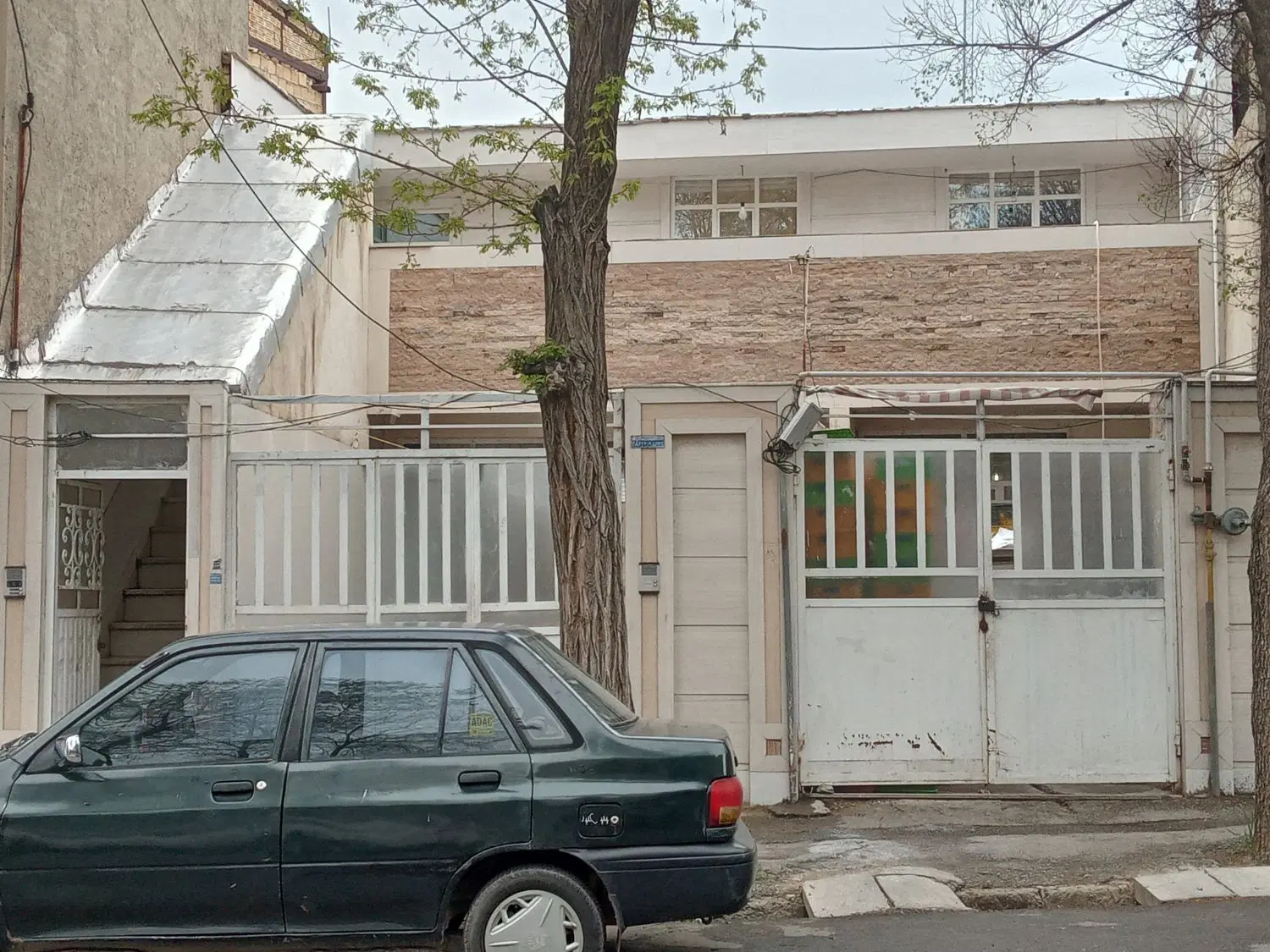 فروش خانه دوطبقه ۲۷۰متررودکی