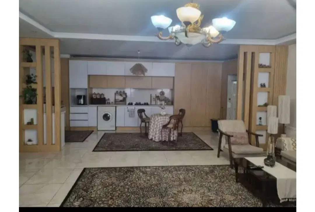 فروش واحد۱۳۰متری ..تک واحدی