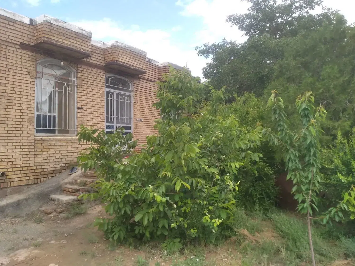 خانه ویلایی ۸۷۰ متری