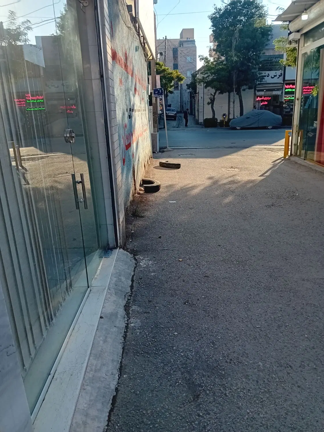اجاره مغازه ۲۱متری درخیابان بهشتی